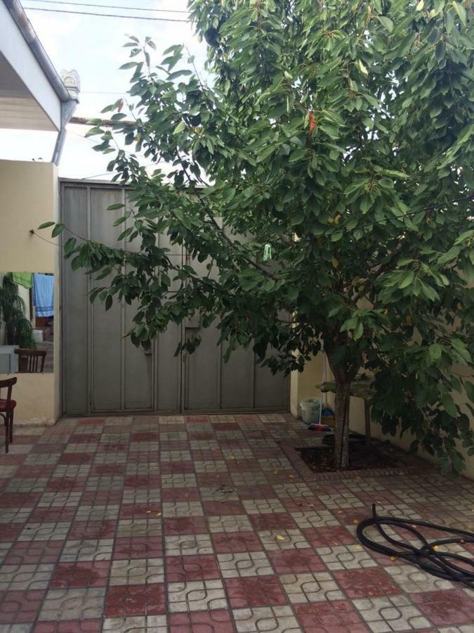 Huseyn Houses Gəncə Exteriör bild