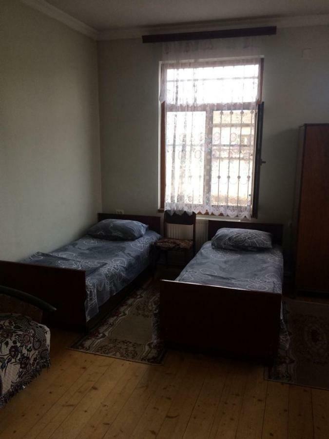 Huseyn Houses Gəncə Exteriör bild